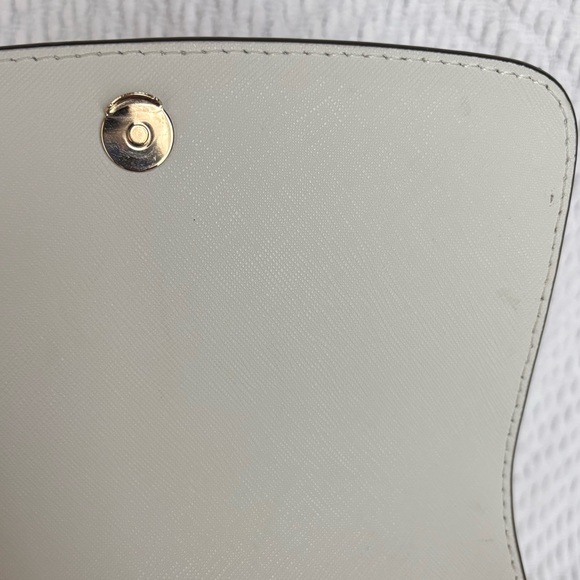 Michael Kors White Leather Crossbody - Picture 5 of 6